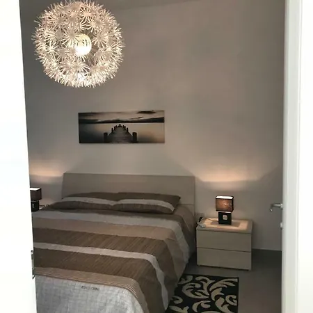 Dreamflats 1 *